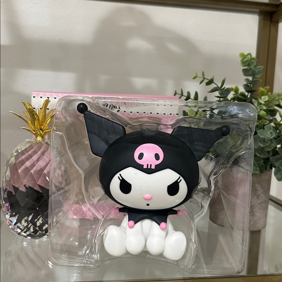 Sanrio Kuromi Figural Mood Light — BoxLunch Exclusive - Picture 2 of 12